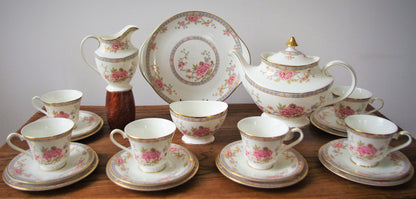 Royal Doulton Canton Queen Tea Set Platinum Jubilee - Queen Elizabeth & Paddington Bear